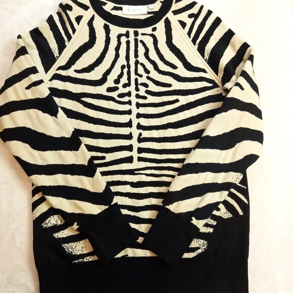 A.L.C Zebra Print Wool Blend Thick Sweater (Size 6) - Picture 7 of 9
